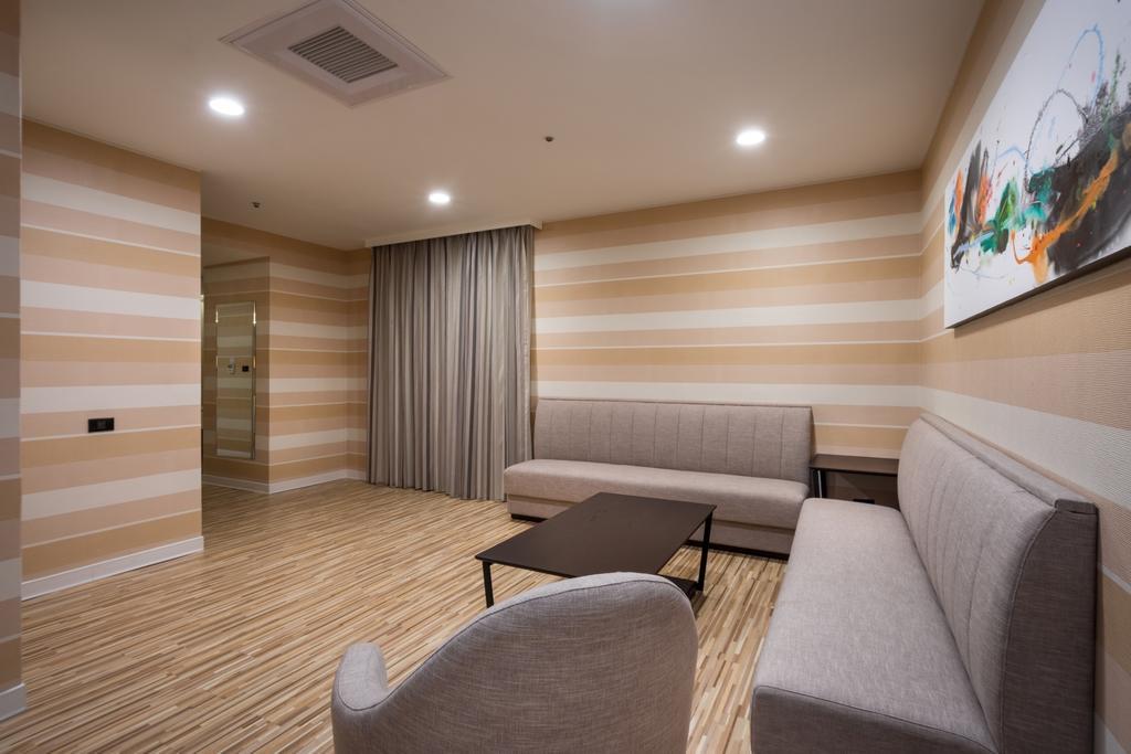 Wemeet Hotel Pingtung Zewnętrze zdjęcie