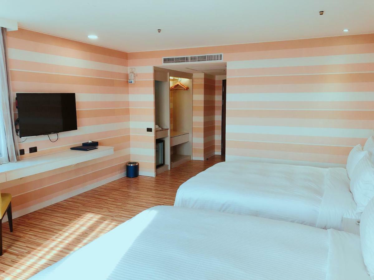 Wemeet Hotel Pingtung Zewnętrze zdjęcie