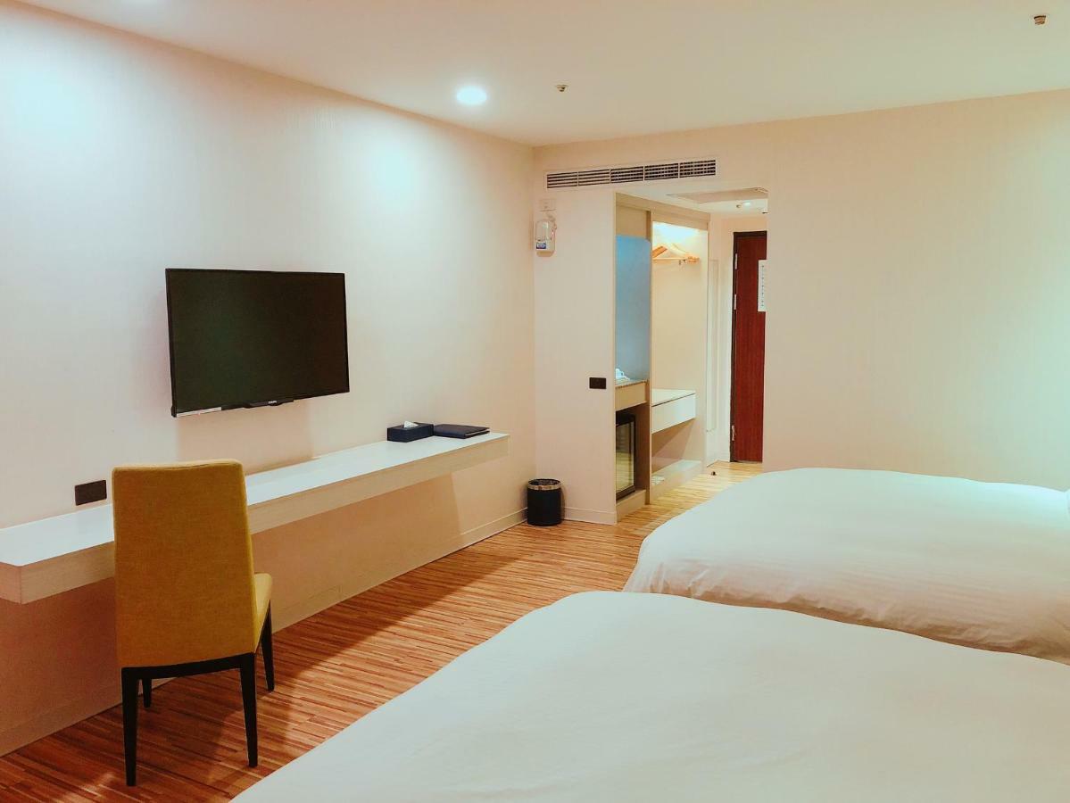 Wemeet Hotel Pingtung Zewnętrze zdjęcie