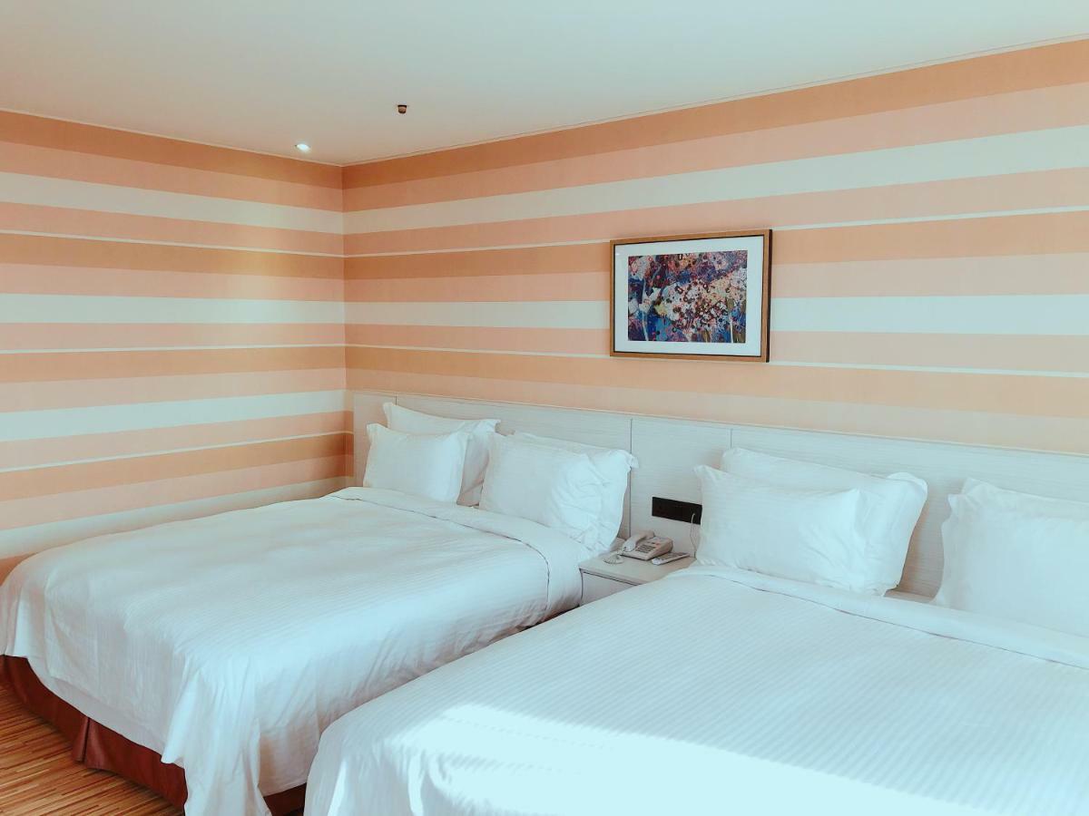 Wemeet Hotel Pingtung Zewnętrze zdjęcie