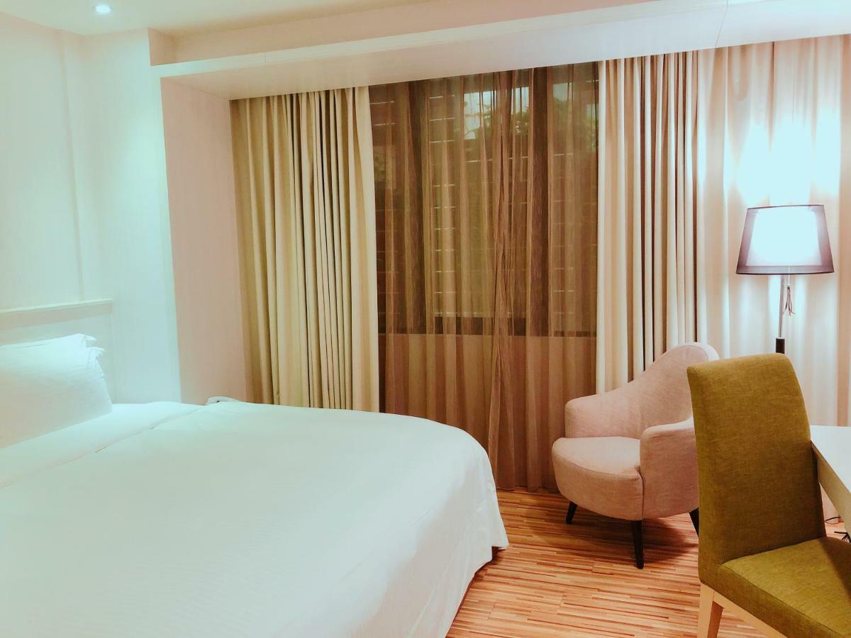 Wemeet Hotel Pingtung Zewnętrze zdjęcie